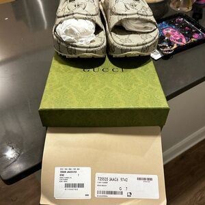 GUCCI Women's Slide GUCCI Men's Slide Interlocking G, Beige, Rubber